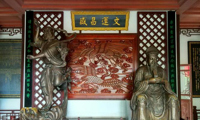 《剑绝》攻略（挑战天心冰窟，探秘冰雪世界，打造最强装备）