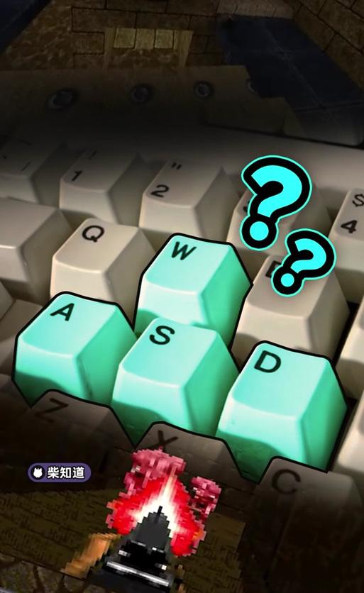英雄联盟侧边移动镜头功能如何使用？