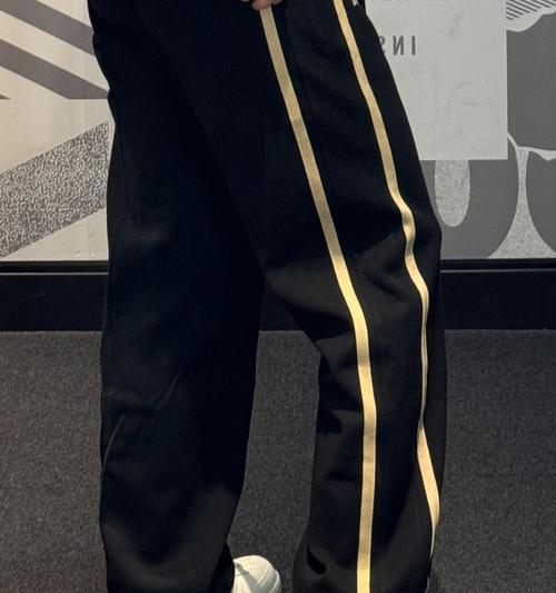 绝地求生帕桑裤的正确穿法是什么？如何搭配服装？