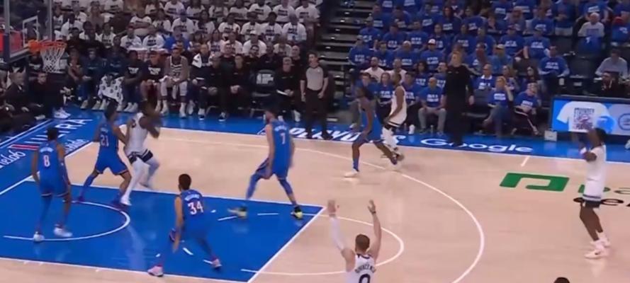 《NBA2K9》游戏进攻技巧（掌握突破上篮和扣篮的技巧）